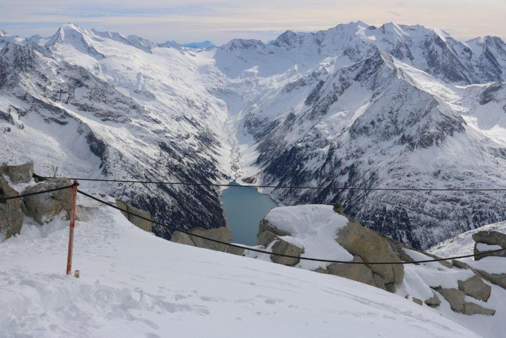 Landhaus Katharina Bis 12 Personen Mit Saunachalet Und Blick Auf Die Bergwelt Des Zillertals Hippach Extérieur photo