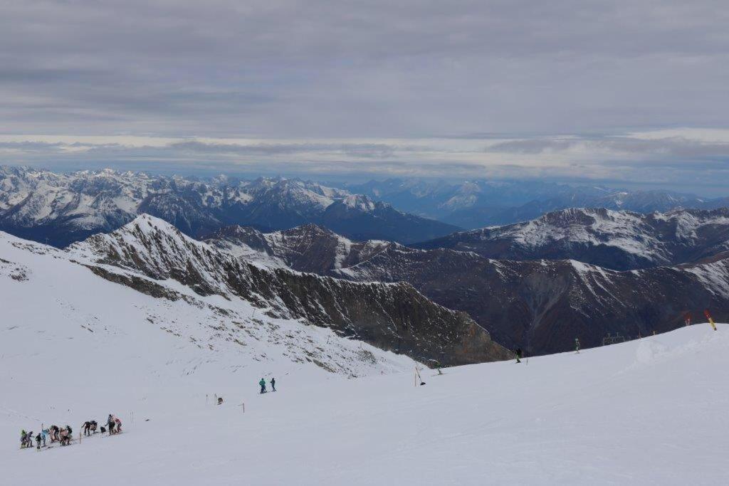 Landhaus Katharina Bis 12 Personen Mit Saunachalet Und Blick Auf Die Bergwelt Des Zillertals Hippach Extérieur photo