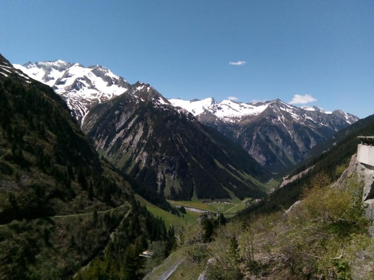 Landhaus Katharina Bis 12 Personen Mit Saunachalet Und Blick Auf Die Bergwelt Des Zillertals Hippach Extérieur photo